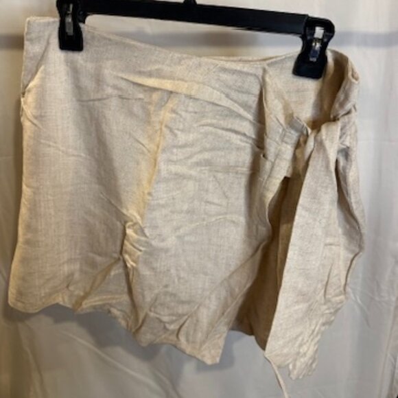 Pink Lily Neutral Beige Wrap Skort – Size L - Picture 1 of 3